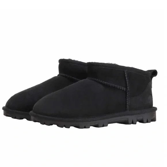 NWT Kid's Shearling Ankle Boot - Picture 1 of 6